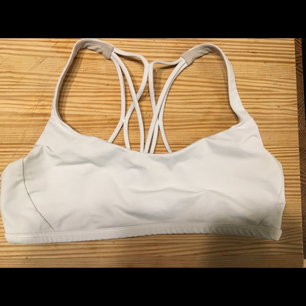 Lululemon free to be zen bra